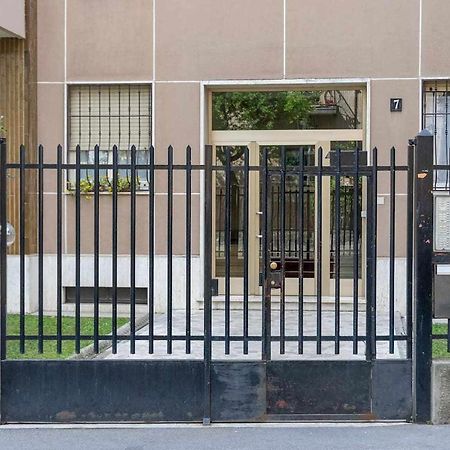 Milano City Apartments - Parking And Comfort - Spacious Apt Up To 8 Pax Εξωτερικό φωτογραφία