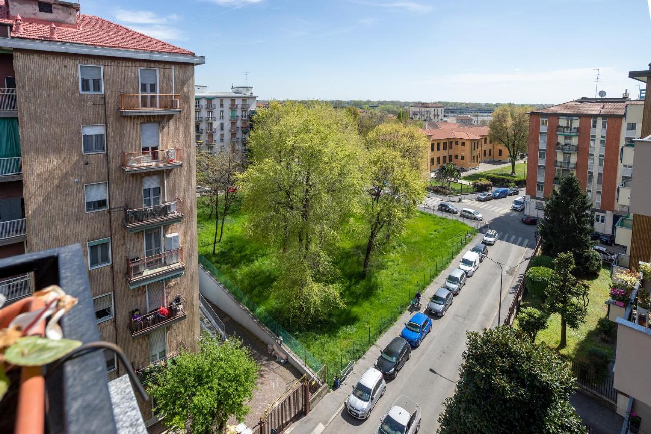 Milano City Apartments - Parking And Comfort - Spacious Apt Up To 8 Pax Εξωτερικό φωτογραφία