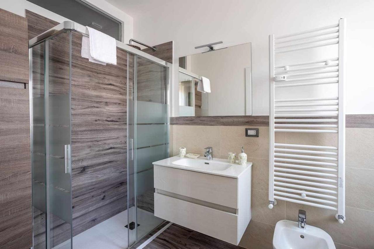 Milano City Apartments - Parking And Comfort - Spacious Apt Up To 8 Pax Εξωτερικό φωτογραφία
