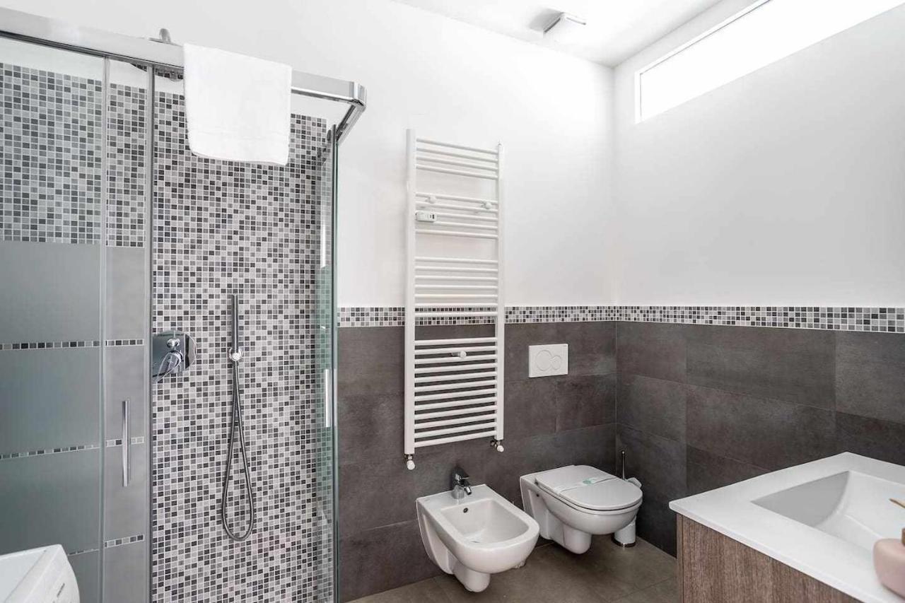 Milano City Apartments - Parking And Comfort - Spacious Apt Up To 8 Pax Εξωτερικό φωτογραφία